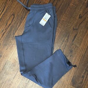 GAIAM NWT Men's Navy Jogger Pants